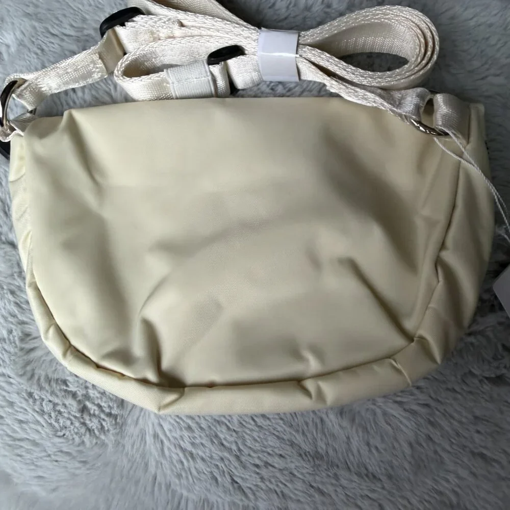Lululemon Athletica 2L All Night Festival Micro Bag Light Ivory SOLD - Picture 6 of 7